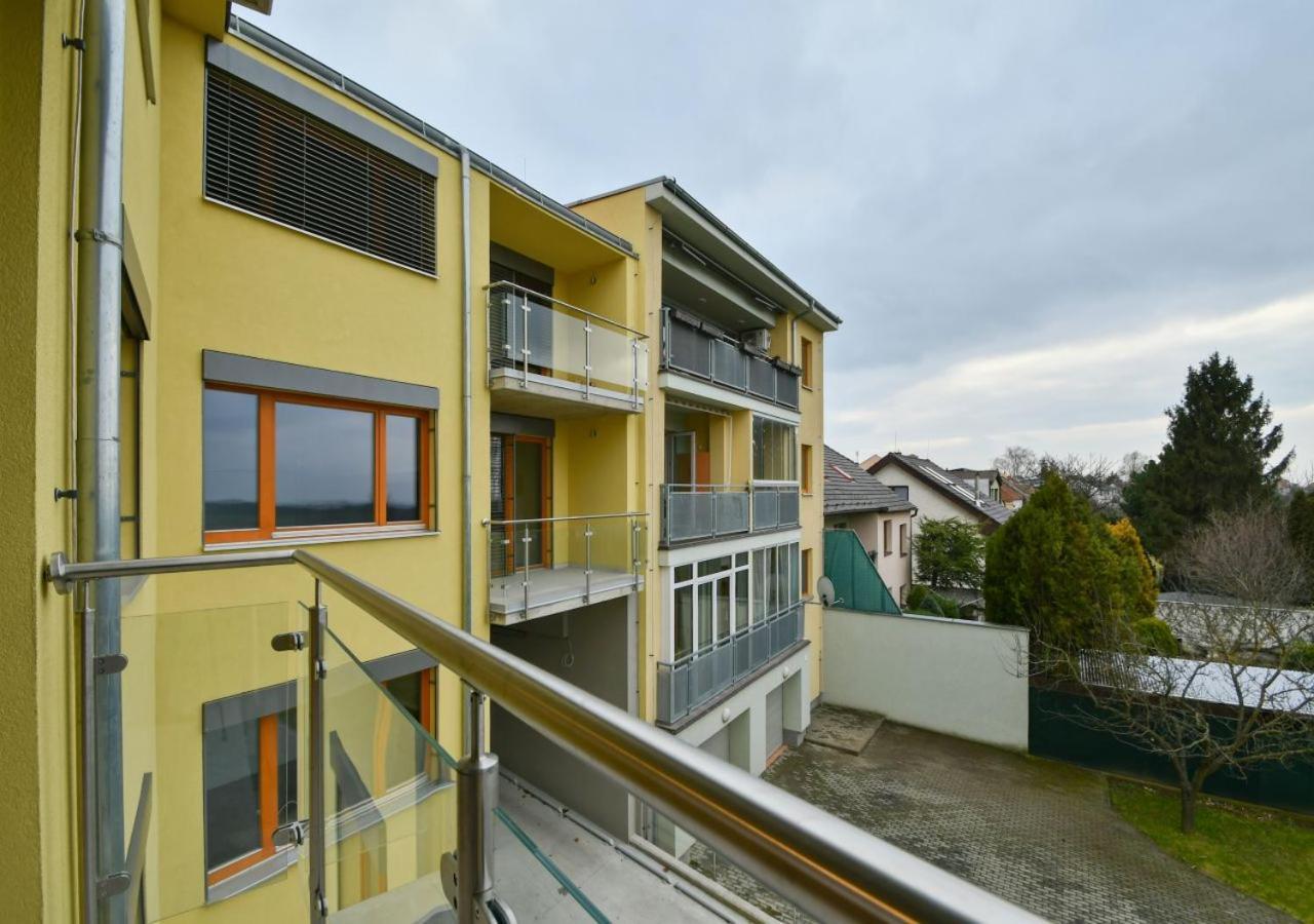 Efi Residence Holzova 28 Брно Екстер'єр фото